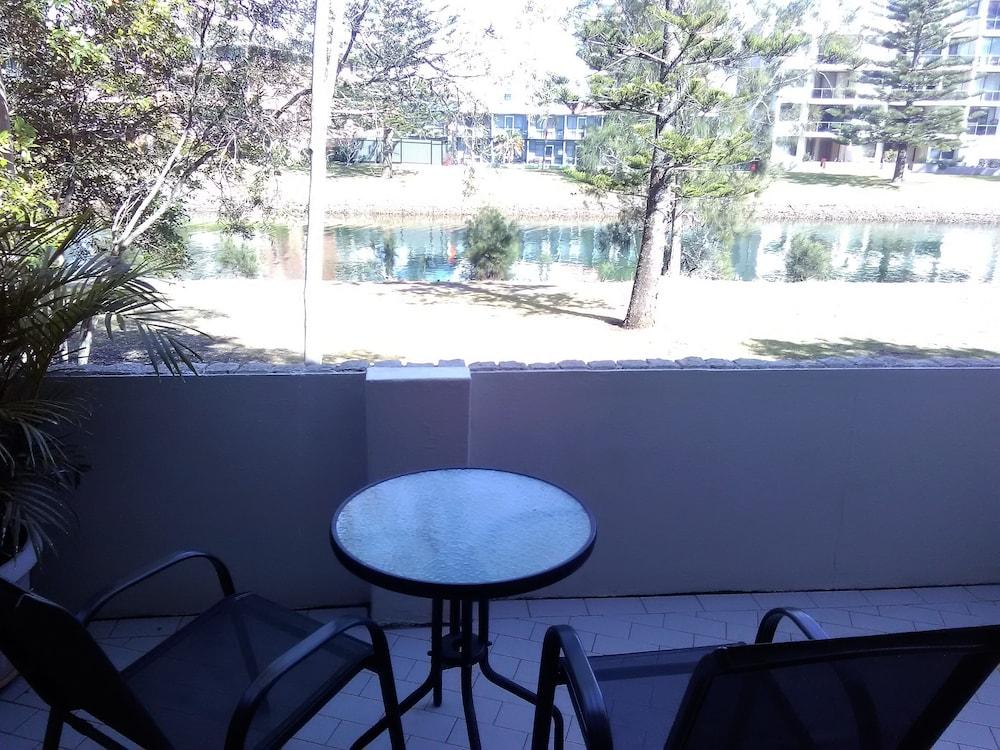 Palm Court Motor Inn Port Macquarie Kültér fotó