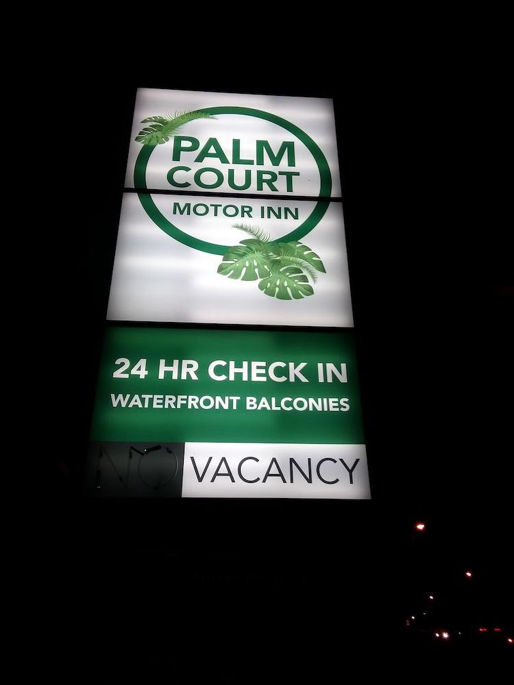 Palm Court Motor Inn Port Macquarie Kültér fotó