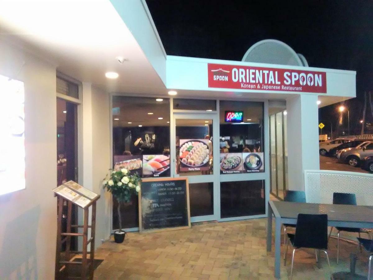 Palm Court Motor Inn Port Macquarie Kültér fotó